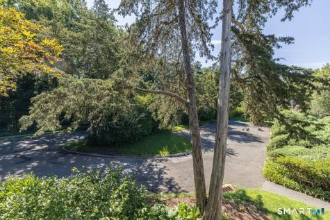 547 Heritage Village Southbury CT 06488