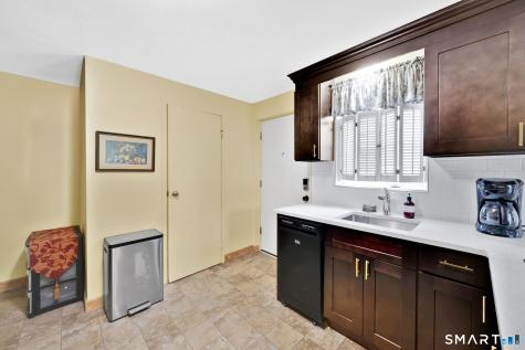 97 Shadow Lane West Hartford CT 06110
