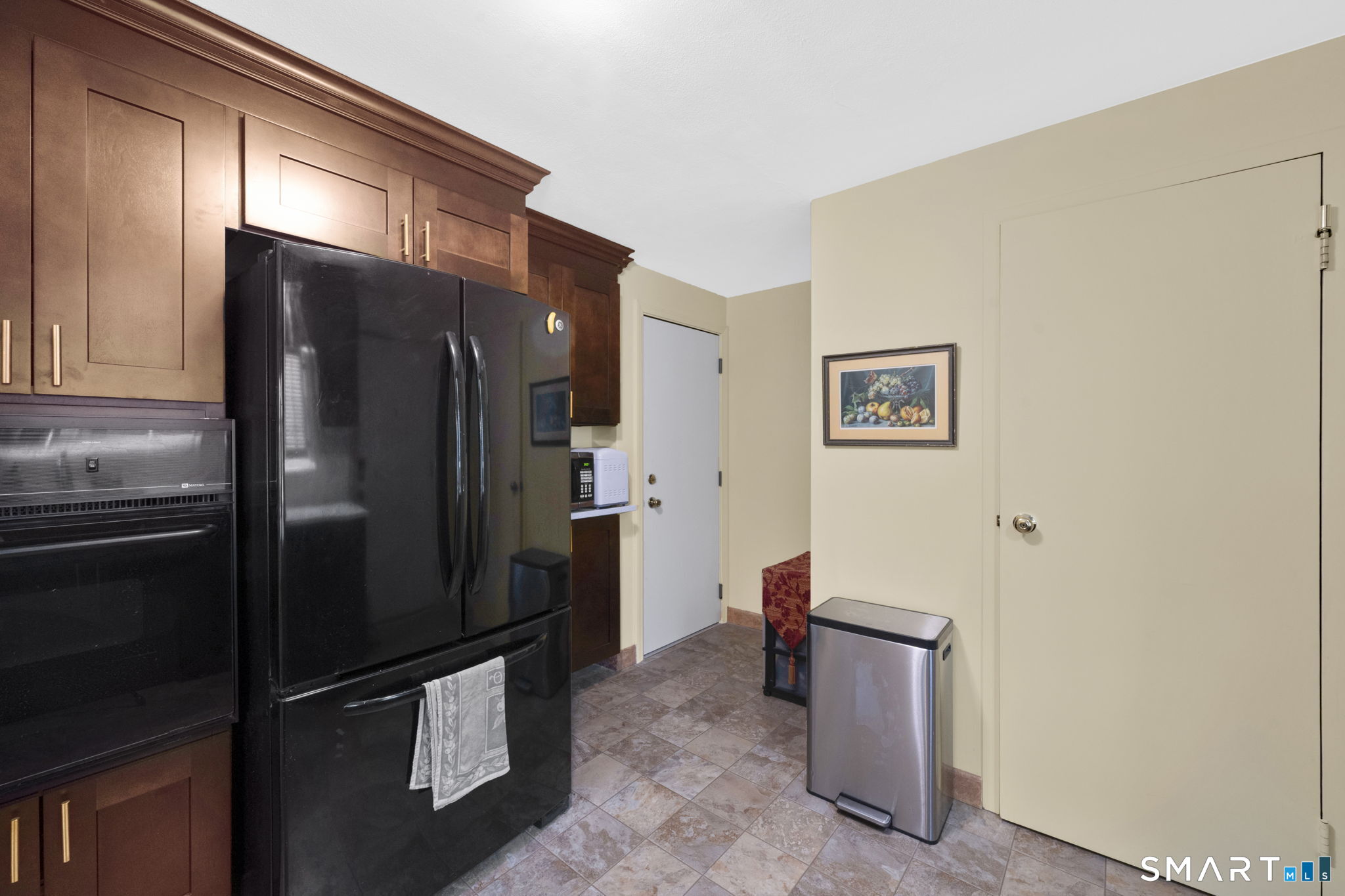 97 Shadow Lane West Hartford CT 06110