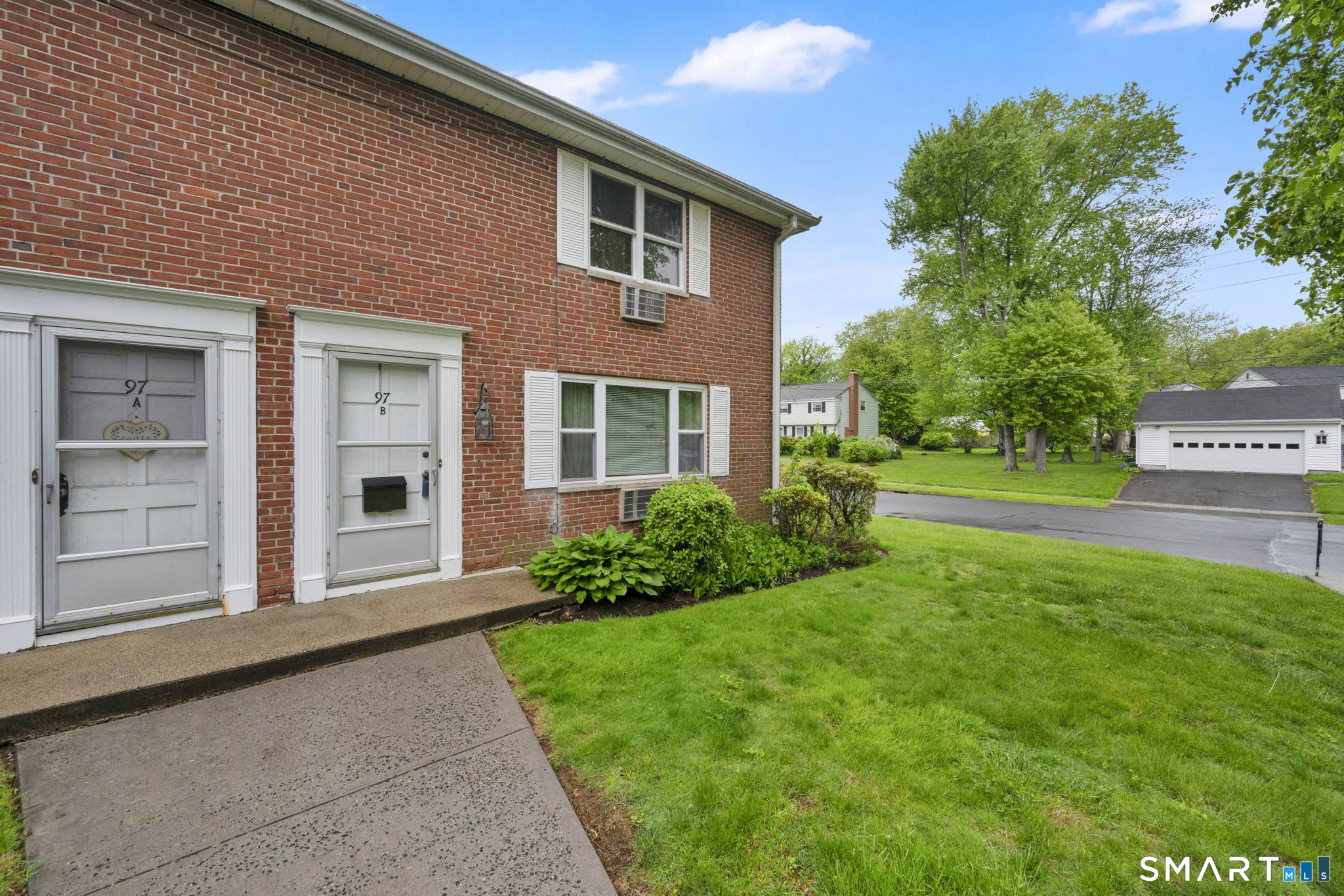97 Shadow Lane West Hartford CT 06110