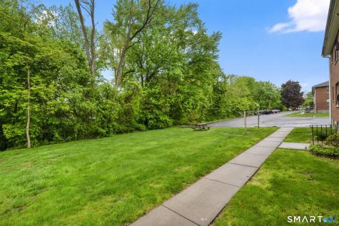 97 Shadow Lane West Hartford CT 06110