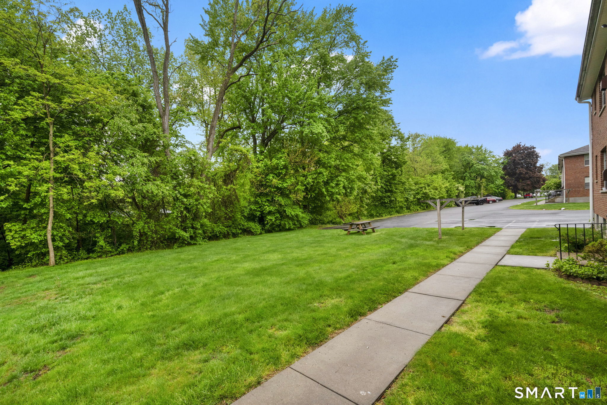 97 Shadow Lane West Hartford CT 06110
