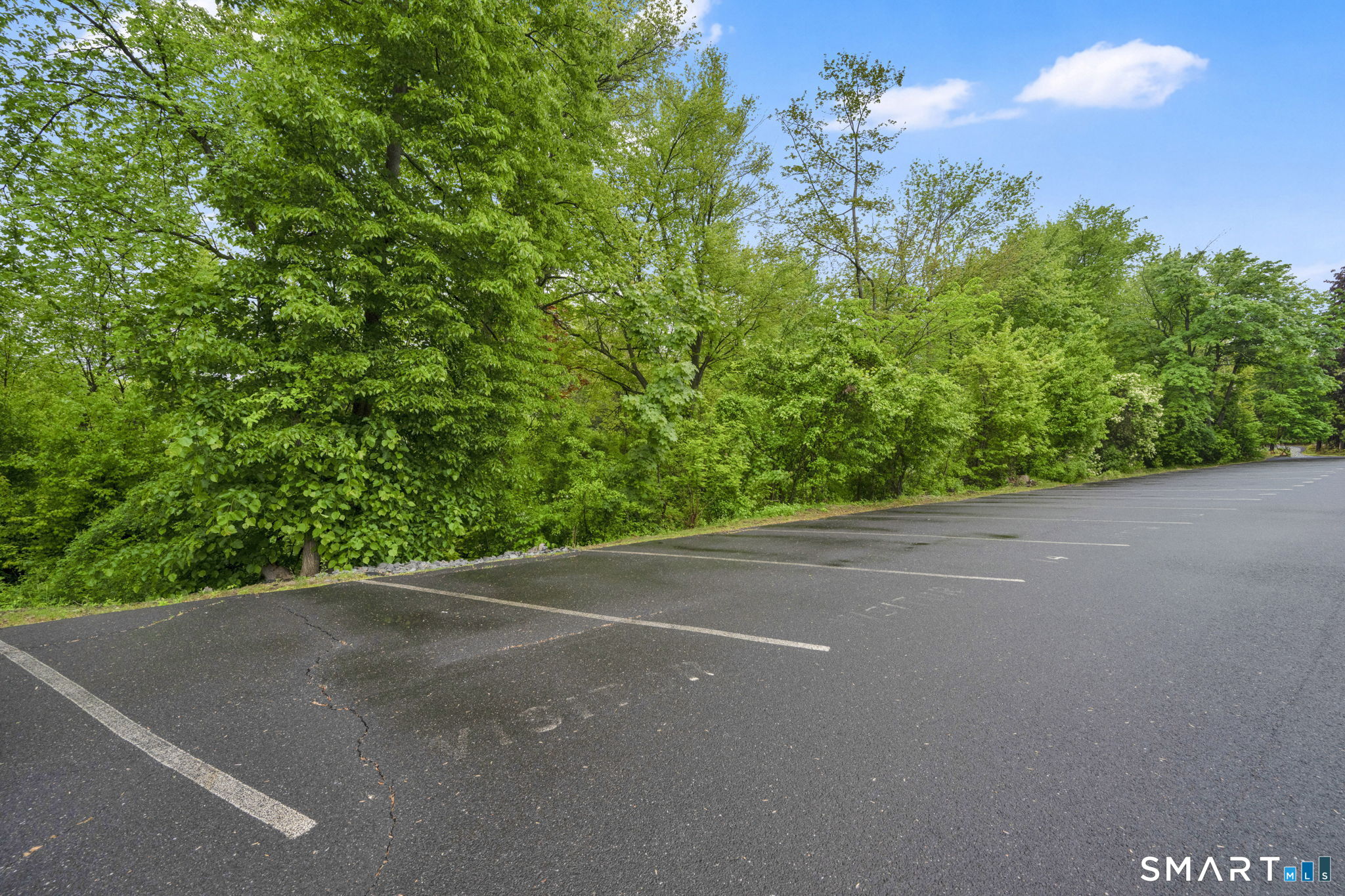 97 Shadow Lane West Hartford CT 06110