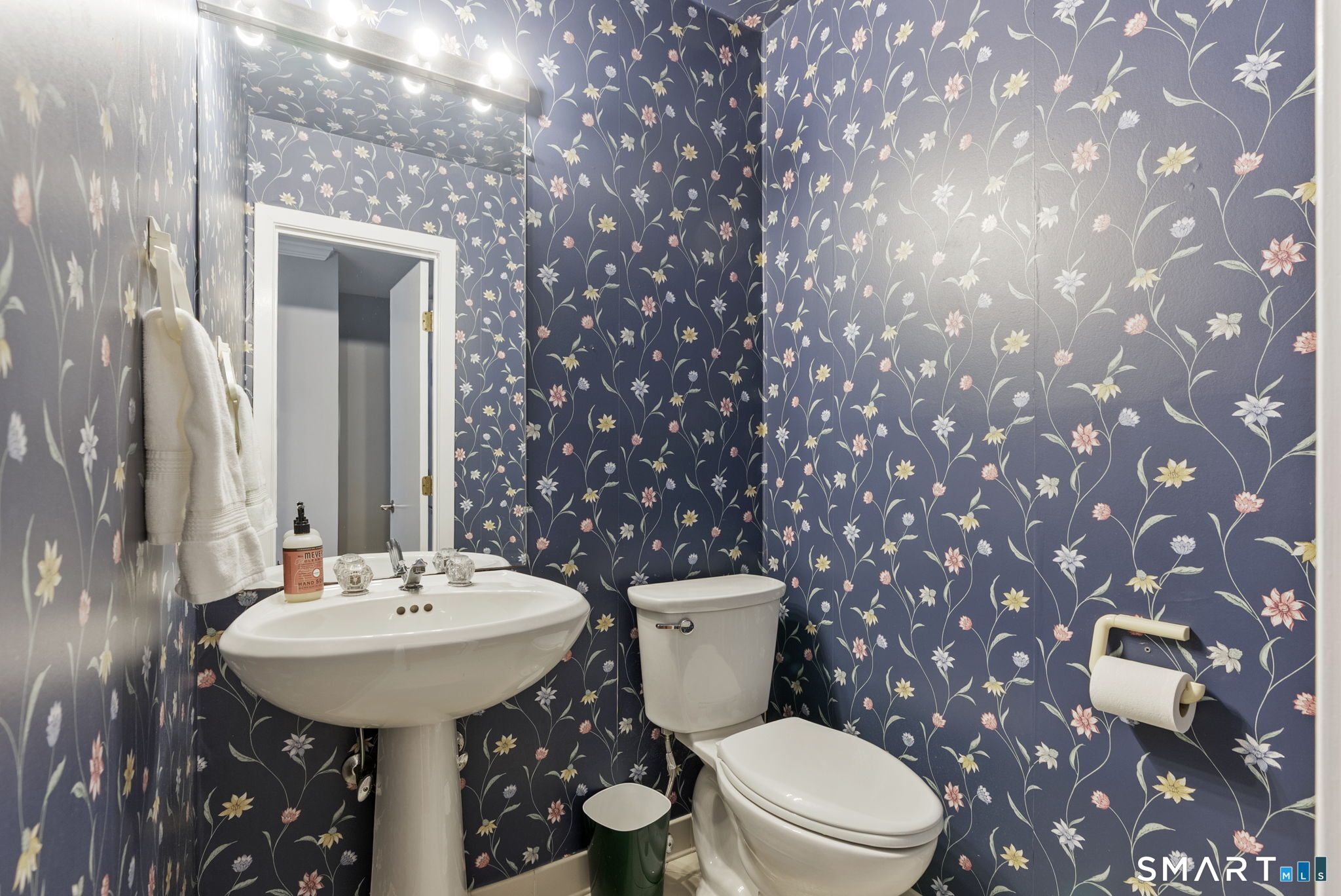 38 Harbour Close New Haven CT 06519