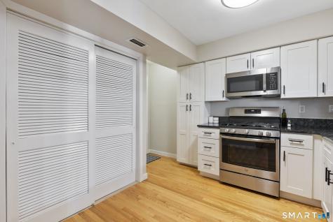 38 Harbour Close New Haven CT 06519