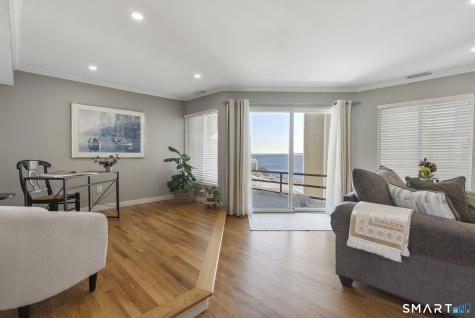 38 Harbour Close New Haven CT 06519