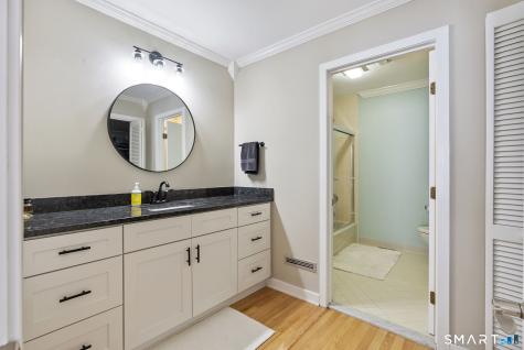 38 Harbour Close New Haven CT 06519