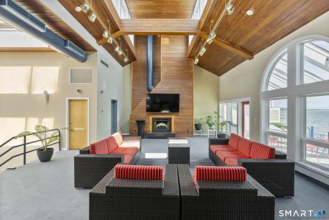 38 Harbour Close New Haven CT 06519