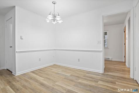 29 Canterbury Arms New Milford CT 06776