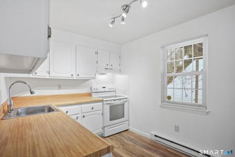 29 Canterbury Arms New Milford CT 06776