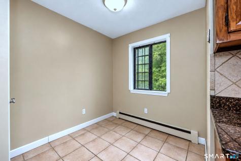134 Foxwood Close Milford CT 06461