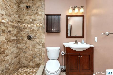 134 Foxwood Close Milford CT 06461