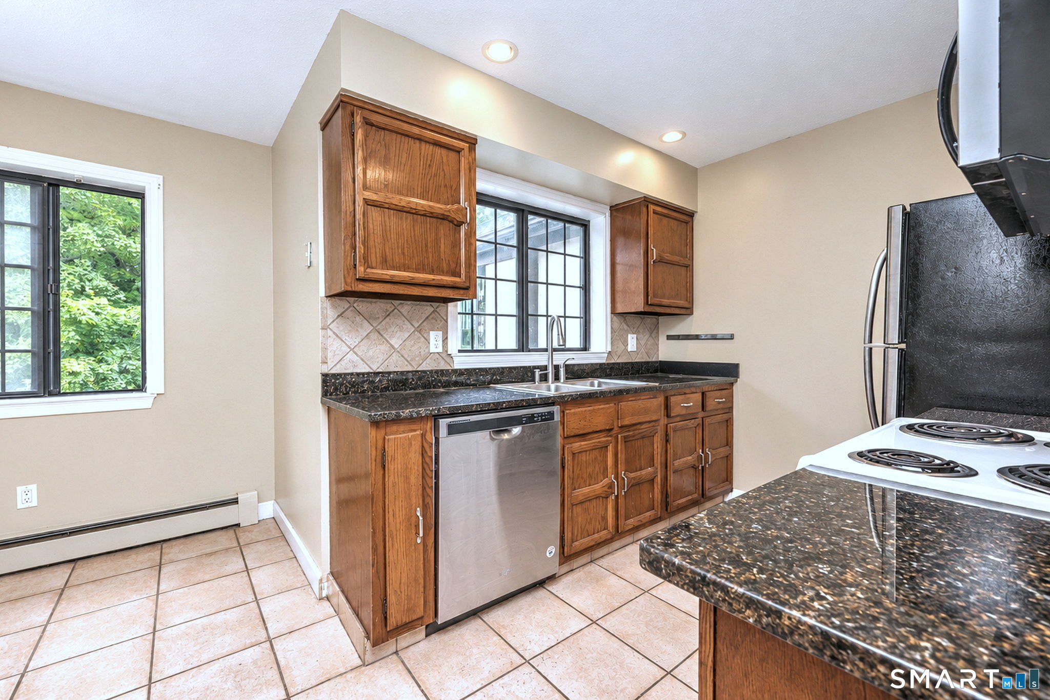 134 Foxwood Close Milford CT 06461
