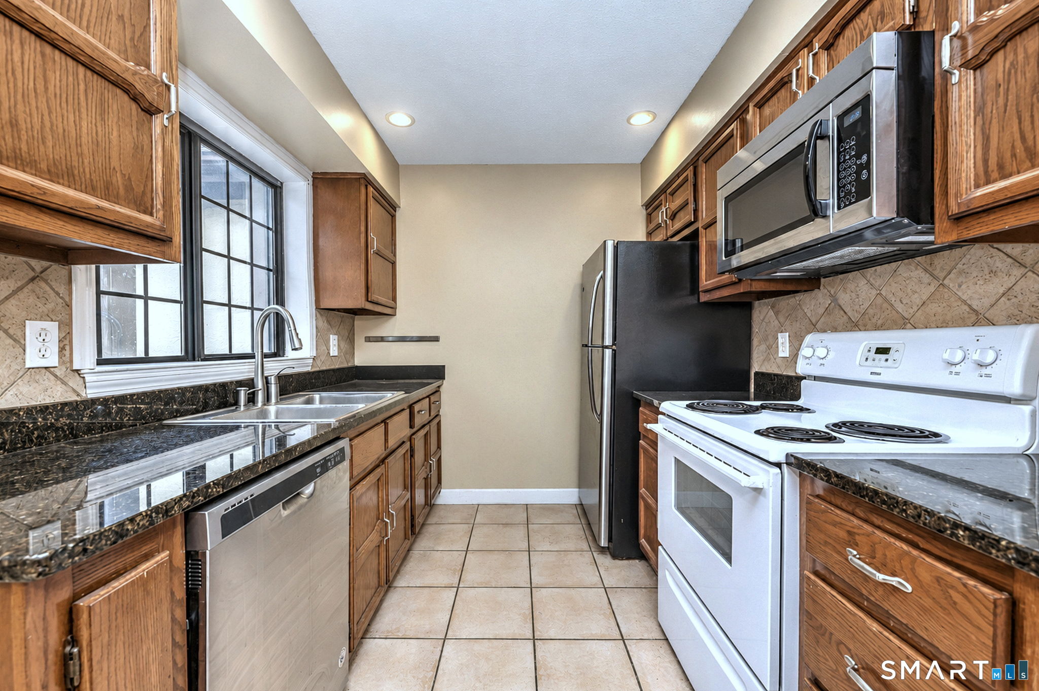134 Foxwood Close Milford CT 06461