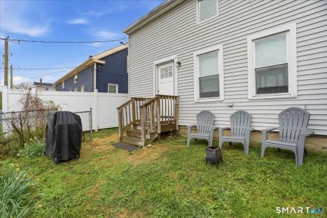 67 Pomfret Street Putnam CT 06260