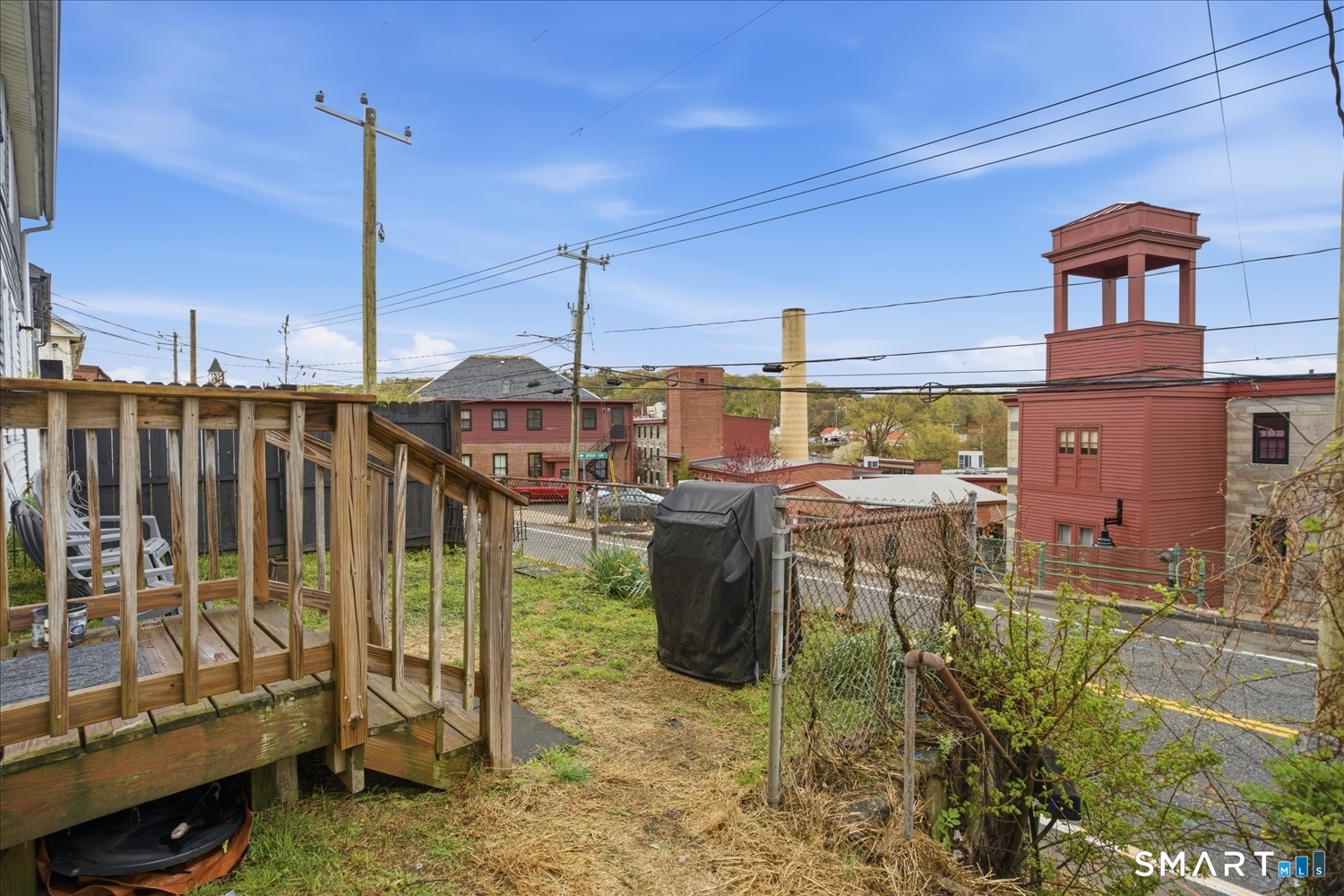 67 Pomfret Street Putnam CT 06260