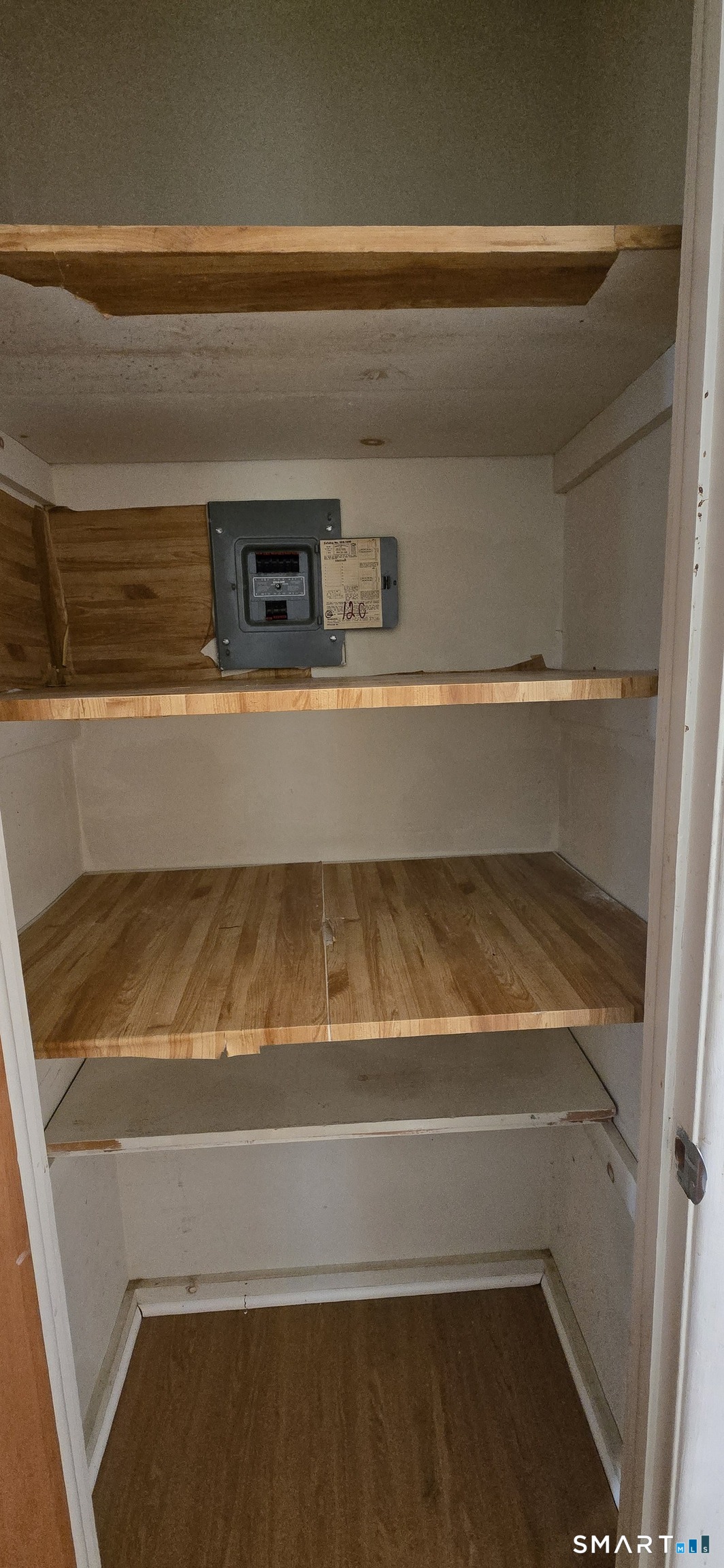 53 Wolcott Hill Road Wethersfield CT 06109