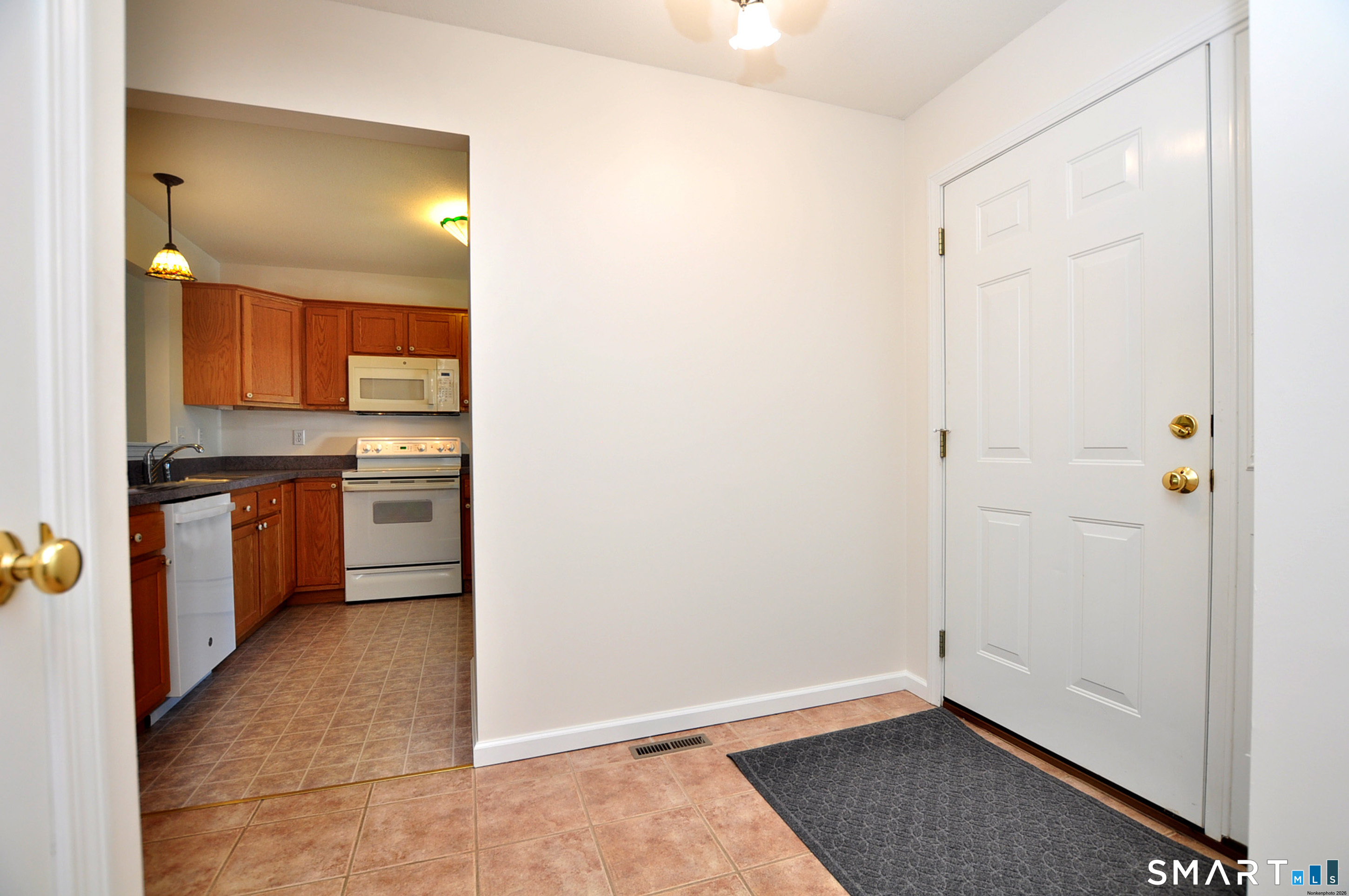 310 Kings Landing Windsor CT 06095