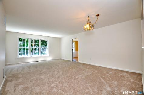 310 Kings Landing Windsor CT 06095
