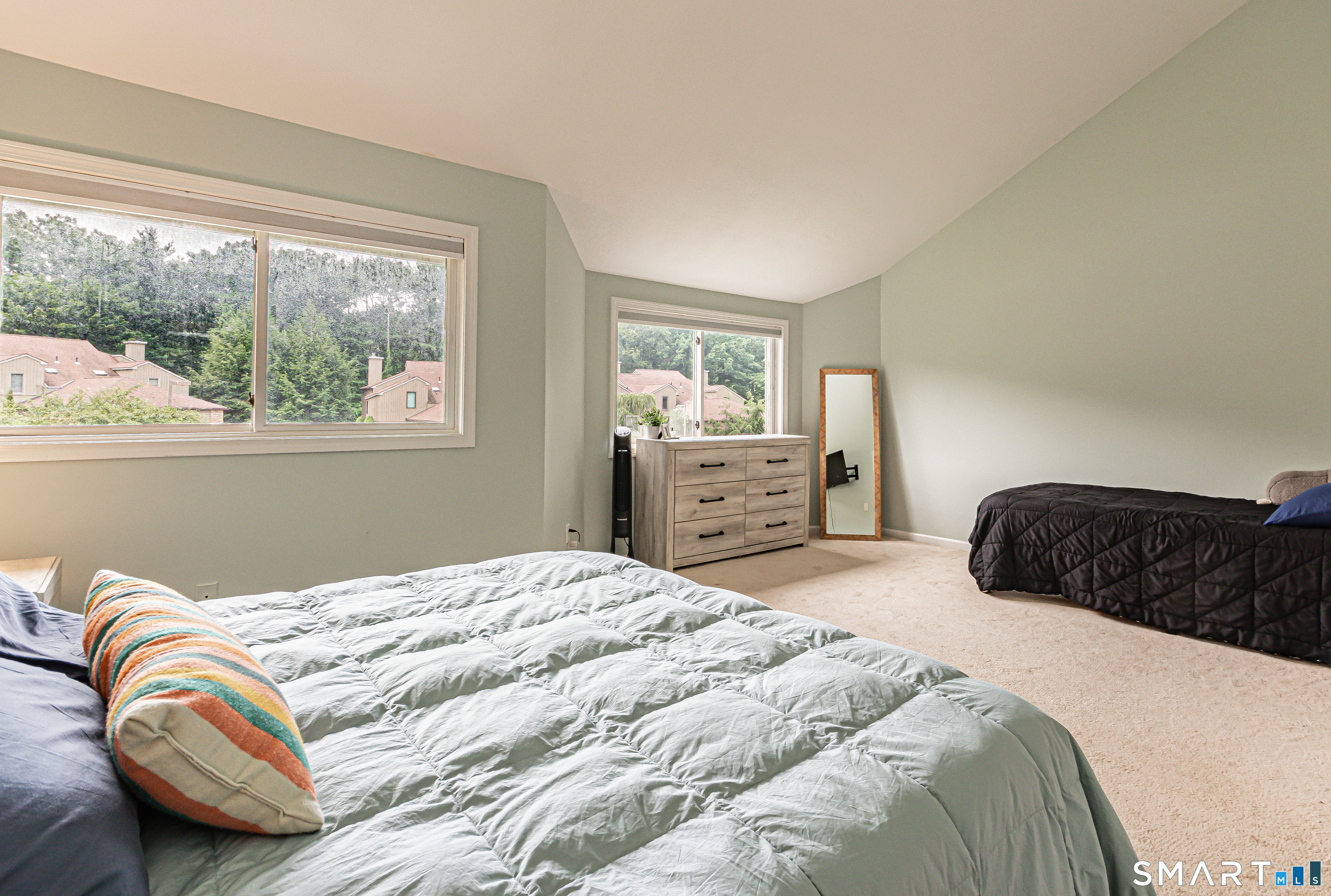 50 Far View Commons Southbury CT 06488