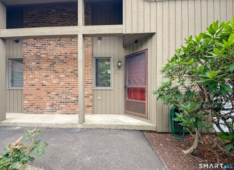 50 Far View Commons Southbury CT 06488