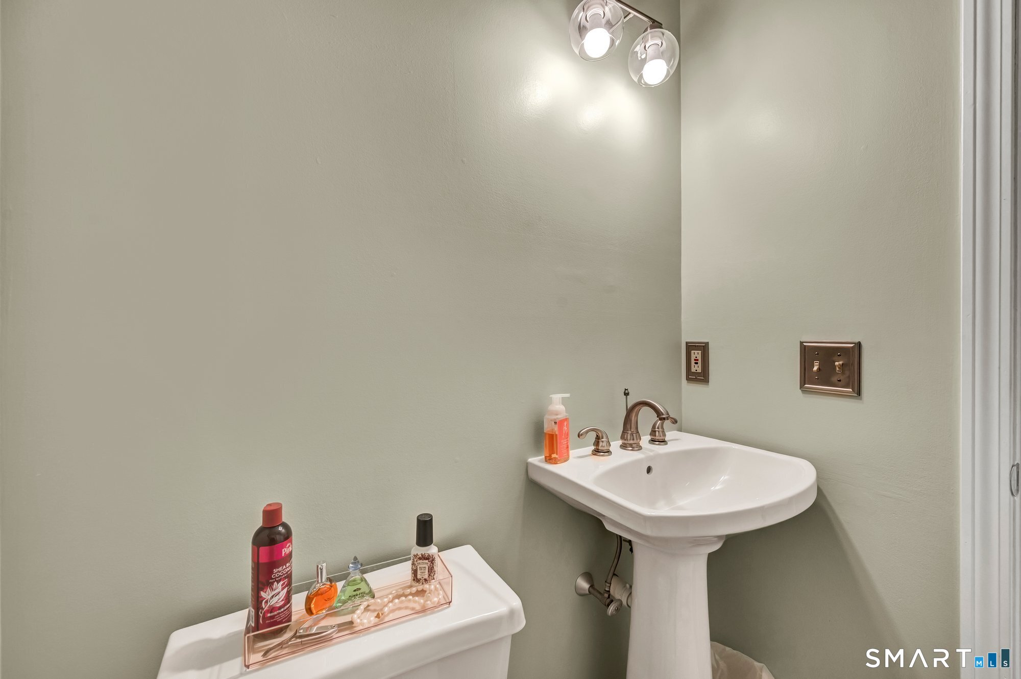 63 Webb Street Meriden CT 06451