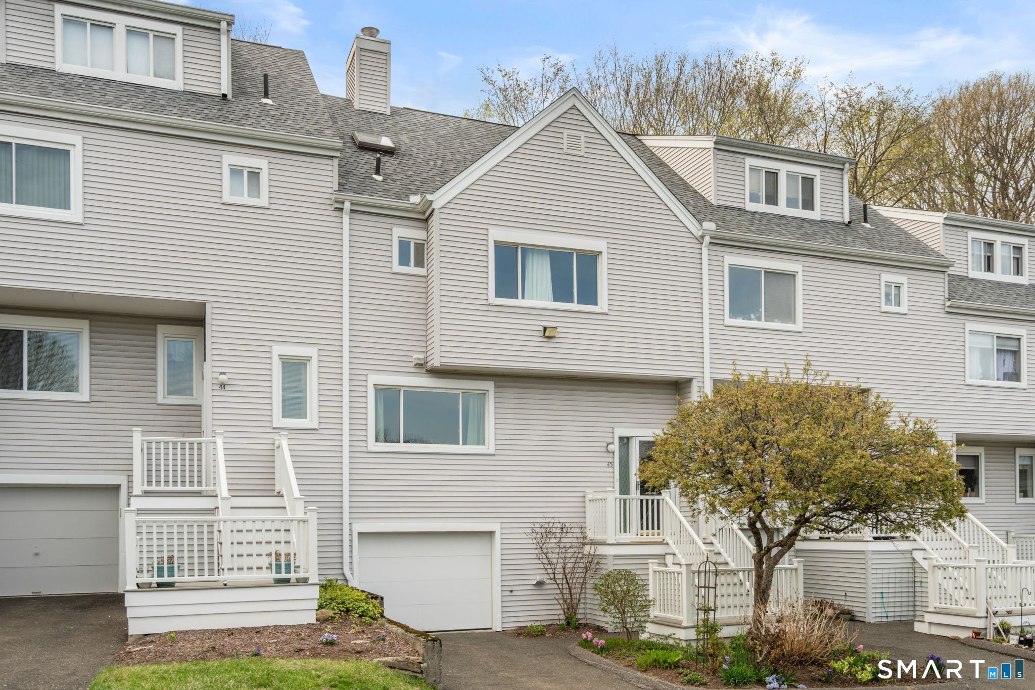 45 Country Place Shelton CT 06484
