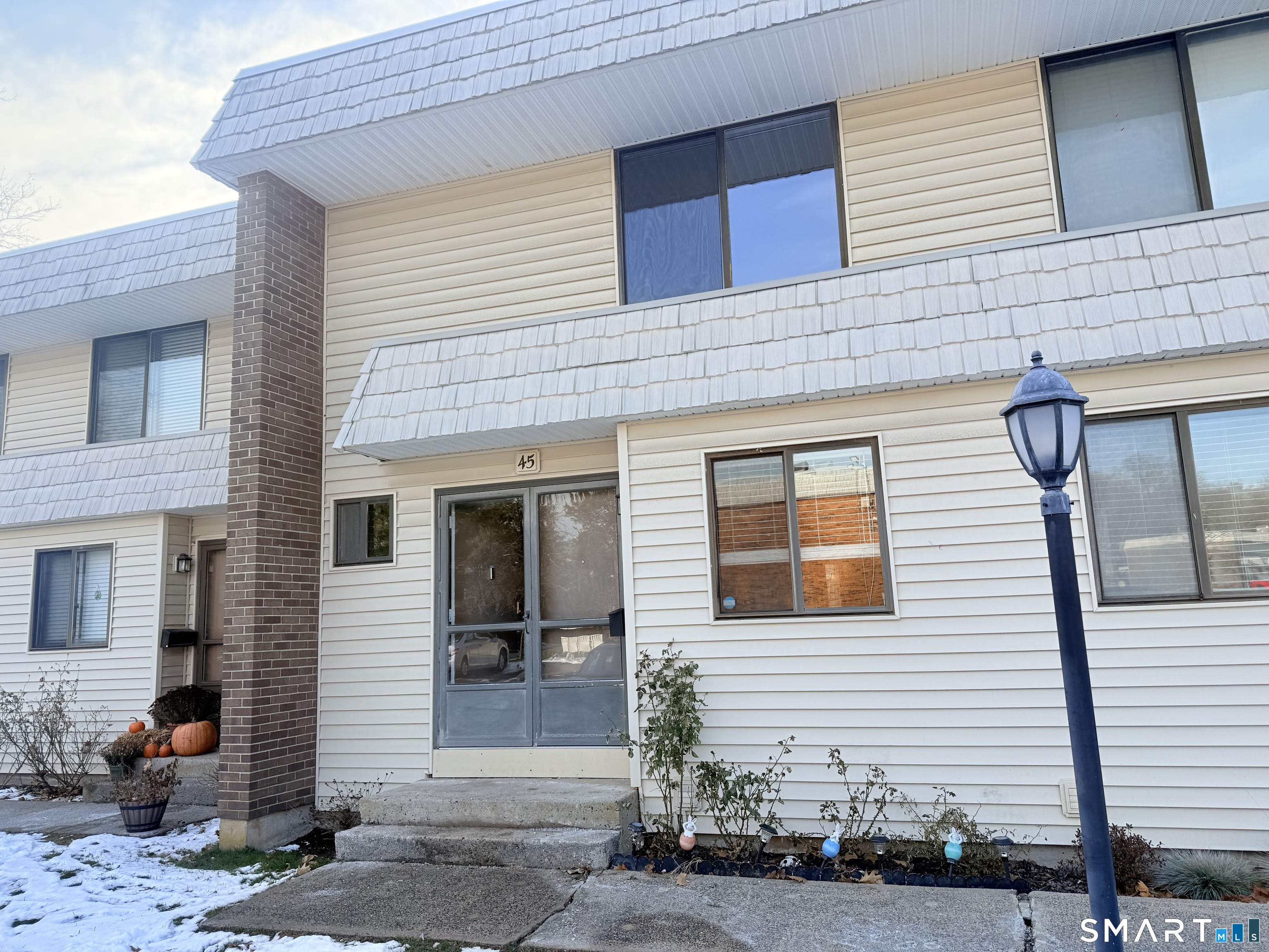 45 Mountain Laurel Court Cromwell CT 06416