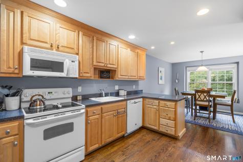 12 Reggie Way East Windsor CT 06016
