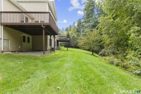 12 Reggie Way East Windsor CT 06016