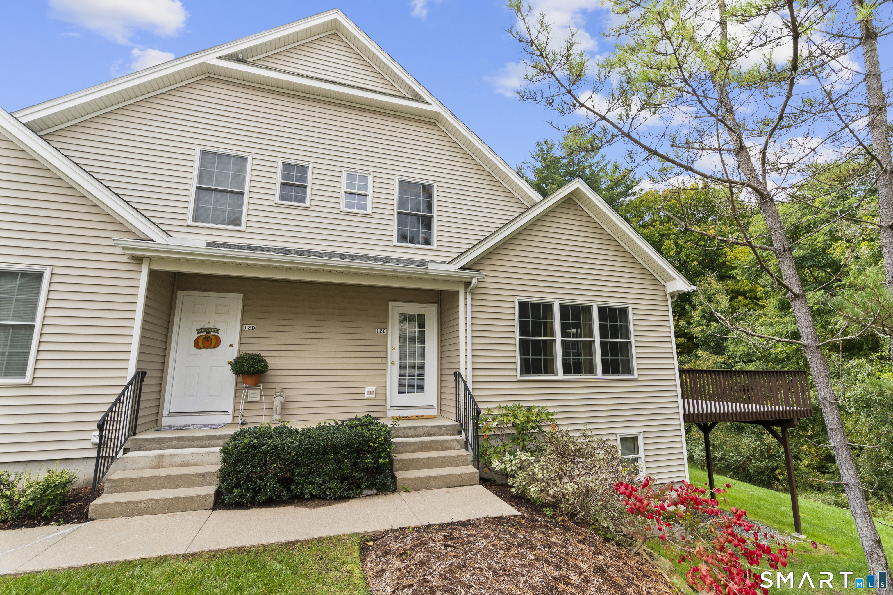 12 Reggie Way East Windsor CT 06016
