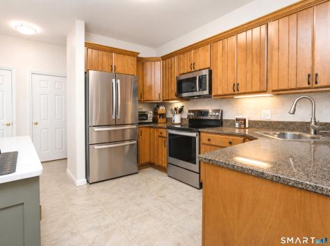 1985 West Street Southington CT 06489