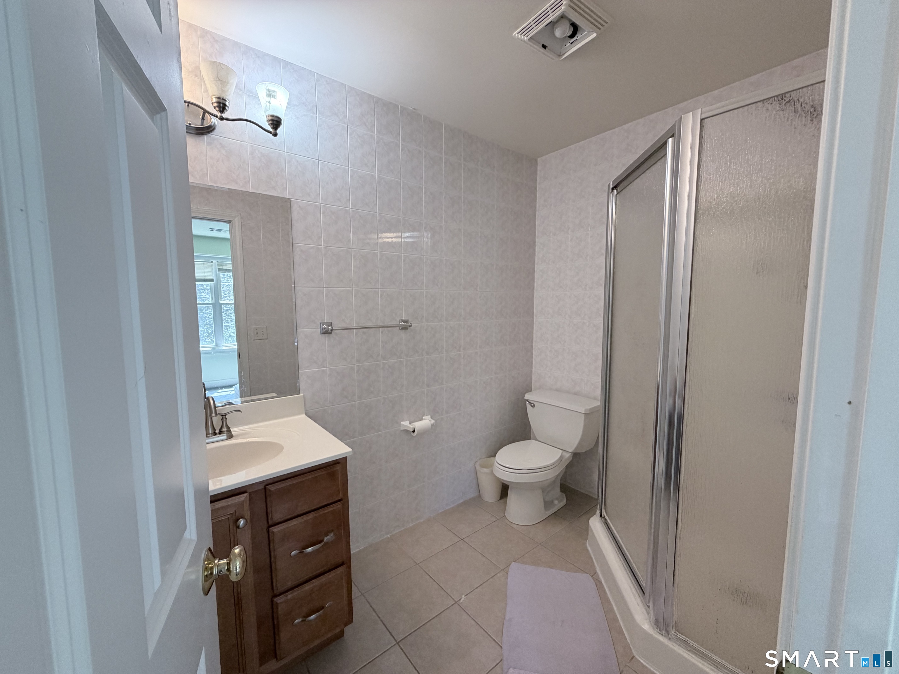 527 West Thames Street Norwich CT 06360