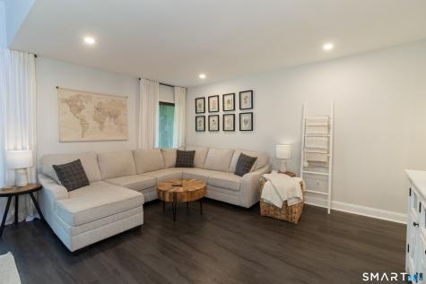 604 Plymouth Colony Branford CT 06405