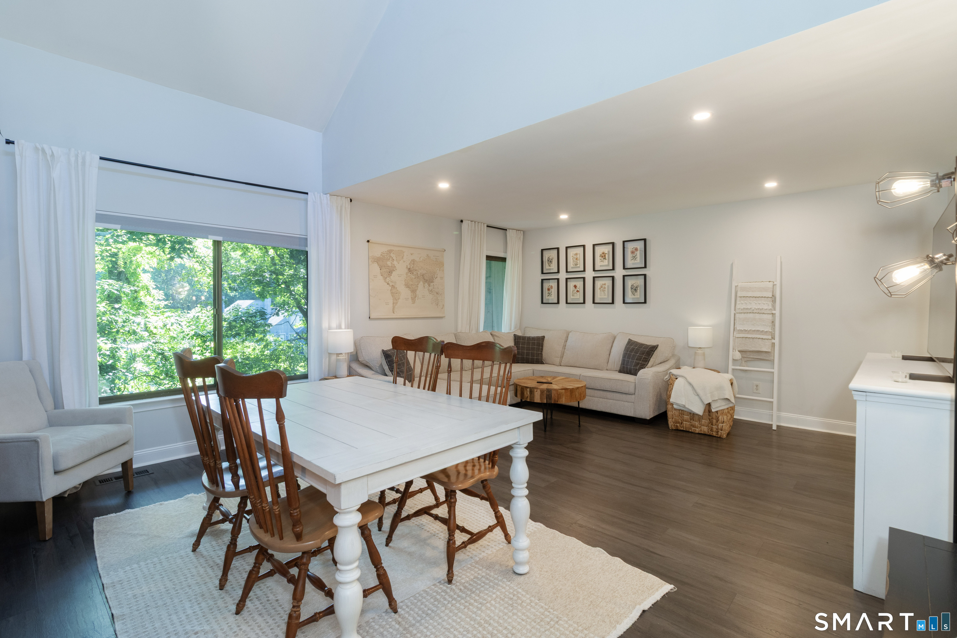 604 Plymouth Colony Branford CT 06405