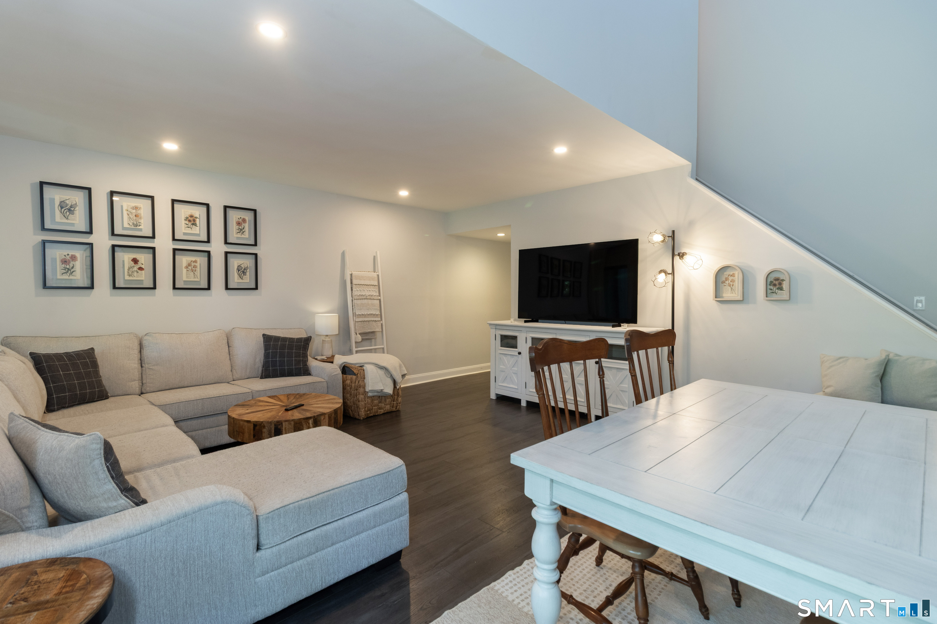 604 Plymouth Colony Branford CT 06405