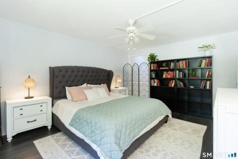 604 Plymouth Colony Branford CT 06405