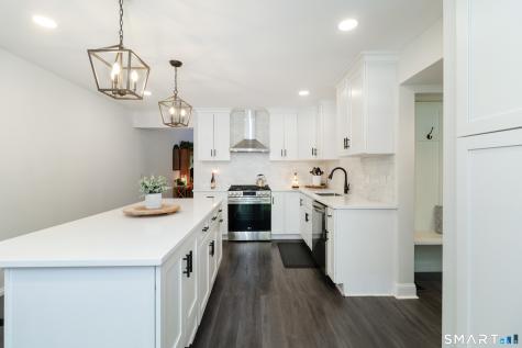 604 Plymouth Colony Branford CT 06405