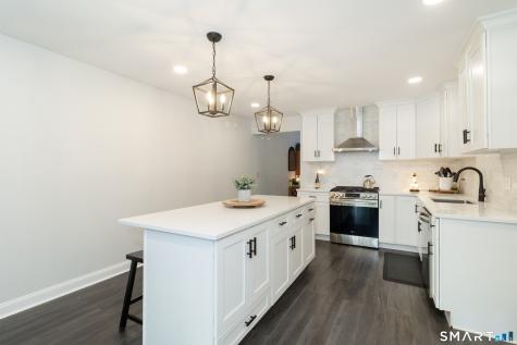 604 Plymouth Colony Branford CT 06405