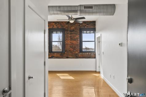 881 Lafayette Boulevard Bridgeport CT 06604