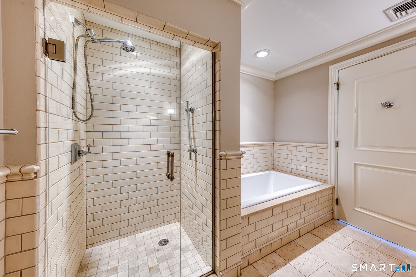 85 Memorial Road West Hartford CT 06107