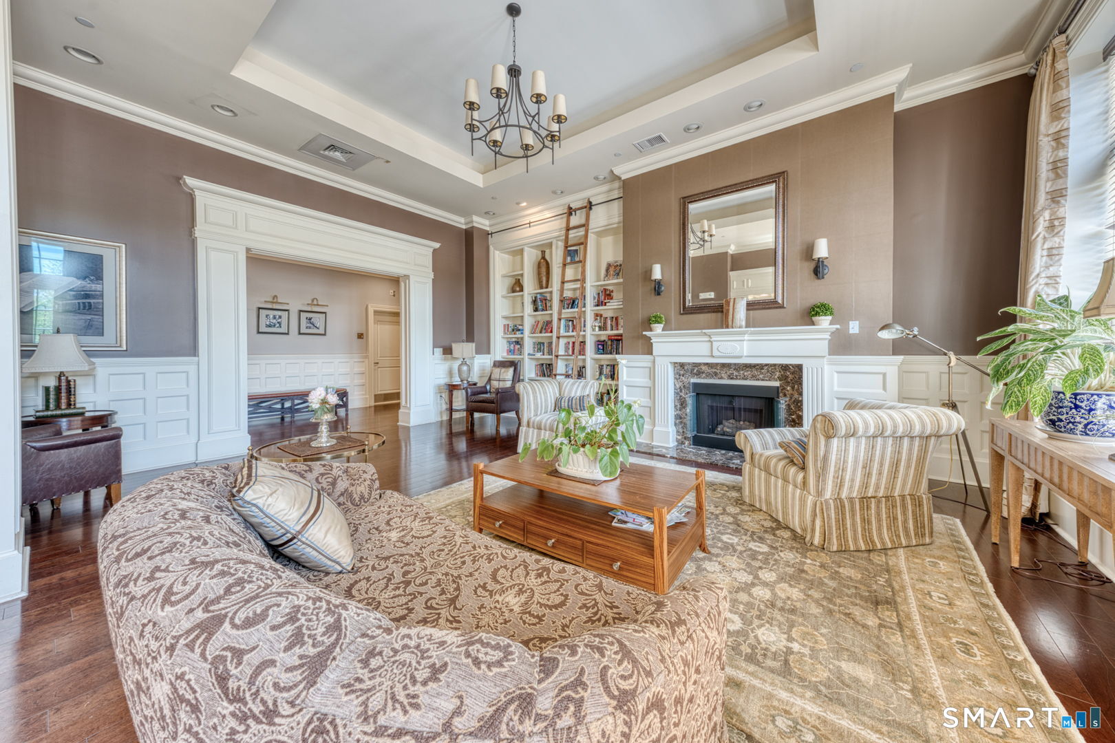 85 Memorial Road West Hartford CT 06107