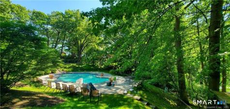 22 North Lake Drive Hamden CT 06517