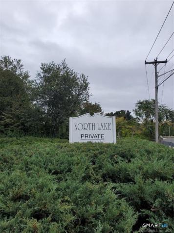 22 North Lake Drive Hamden CT 06517