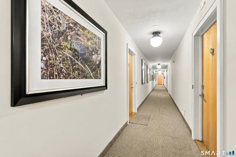 22 North Lake Drive Hamden CT 06517