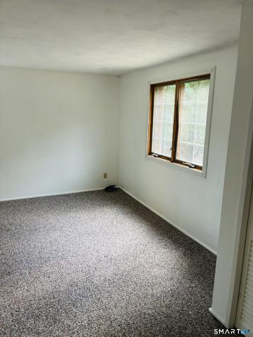 85 River Road Essex CT 06426