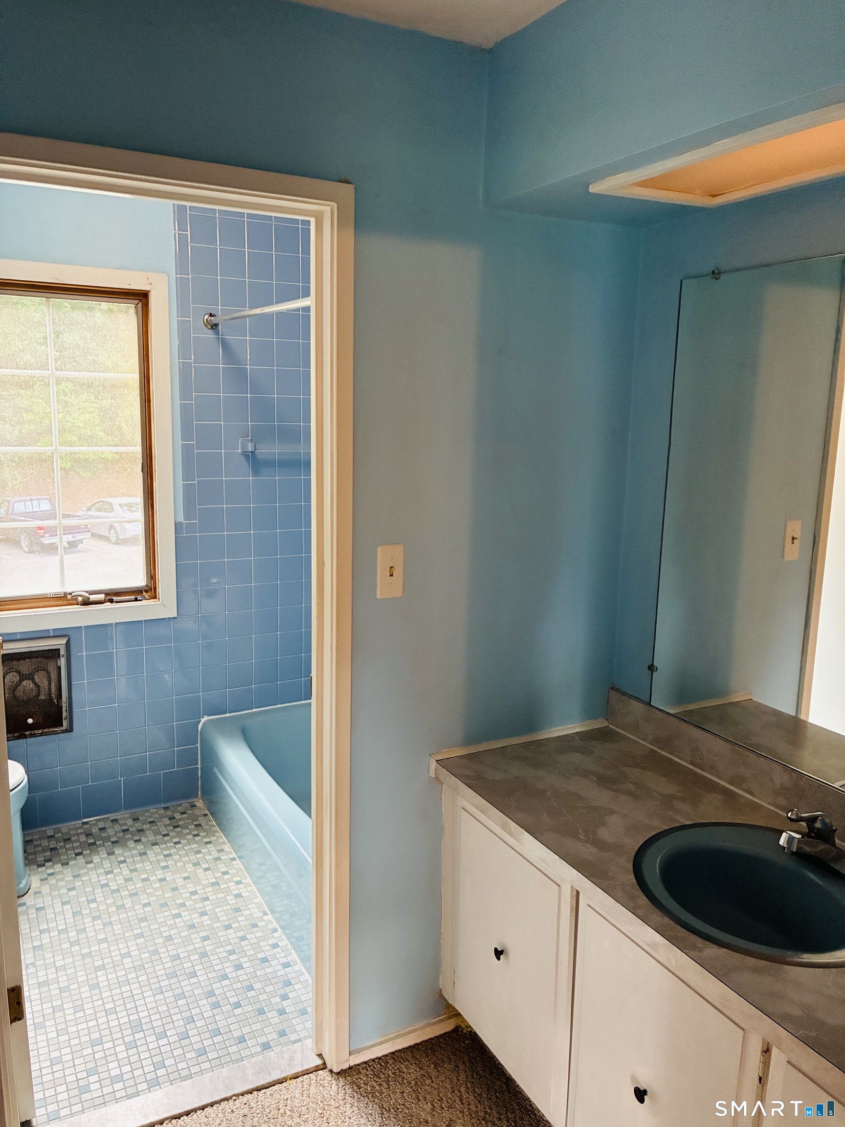 85 River Road Essex CT 06426