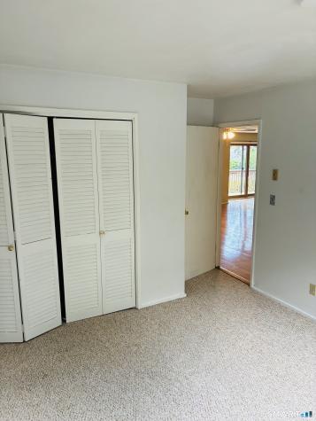 85 River Road Essex CT 06426