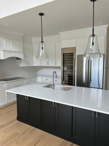 22 Village Circle Guilford CT 06437