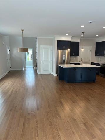 22 Village Circle Guilford CT 06437